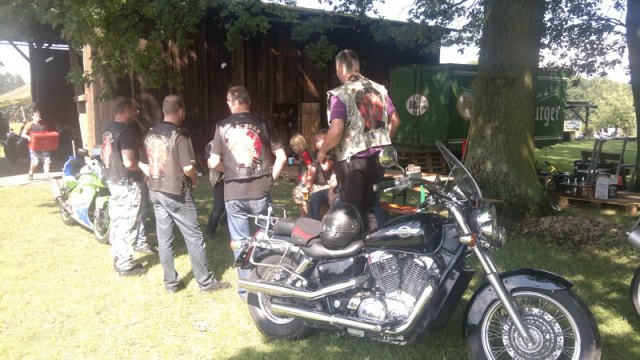 2012-08-04 Sommertreffen  Party 2 - 040820122679