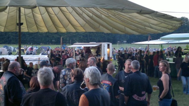 2012-08-04 Sommertreffen  Party 2 - 040820122794
