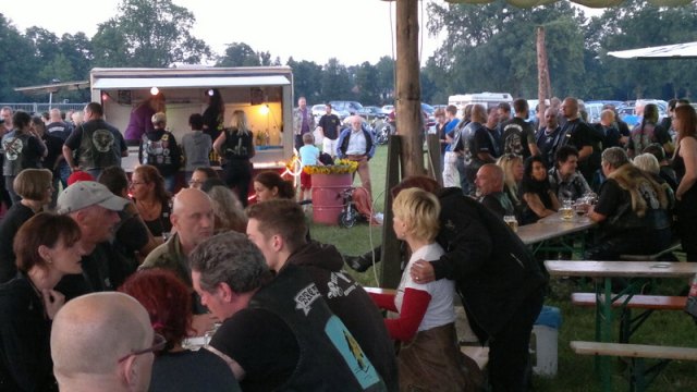 2012-08-04 Sommertreffen  Party 2 - 040820122797