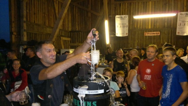 2012-08-04 Sommertreffen  Party 2 - 040820122817