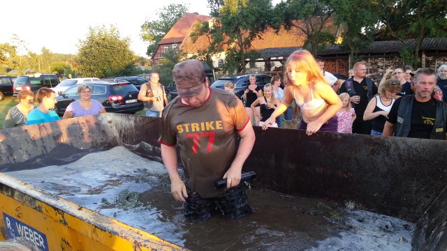 2013-07-30 Sommertreffen 2013 Party - 02 20130801 203637