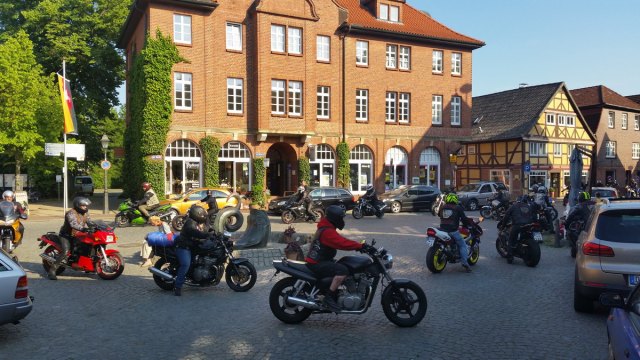 2015-06-06 Die starken Vier - Ausfahrt - 20150606 180145