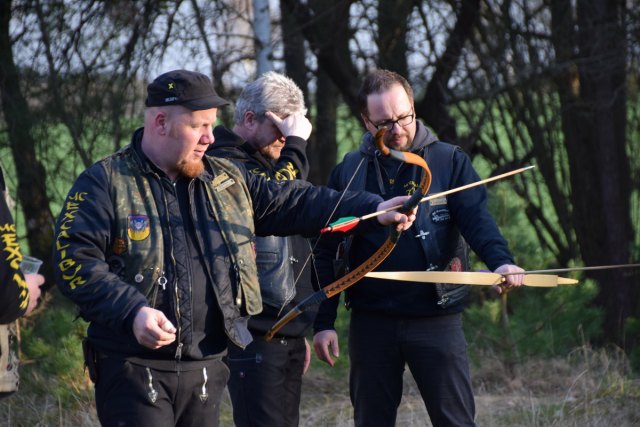 2016-04-08 Grillen am Clubhaus - DSC 3407