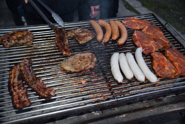 2016-04-08 Grillen am Clubhaus - DSC 3416
