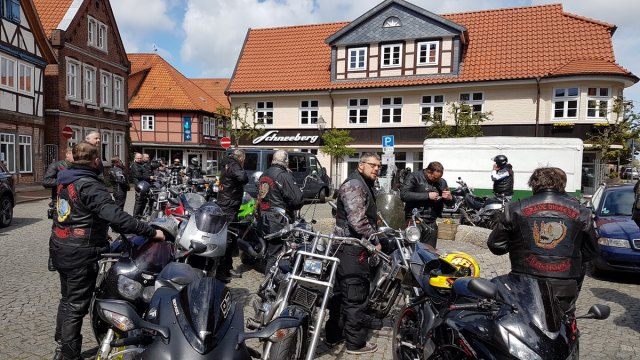 2017-04-22 Ausfahrt Wendland United by Grave Diggers - 20170422 133139