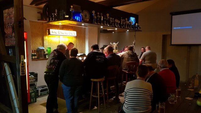 2019-02-16 MCE offenes Clubhaus - 20190216 213632