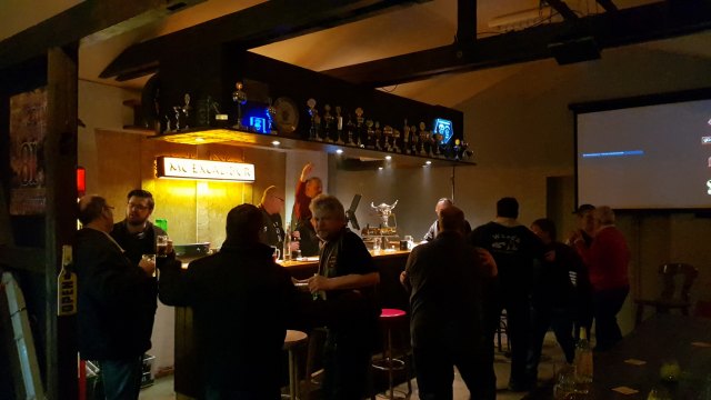 2019-02-16 MCE offenes Clubhaus - 20190216 223052