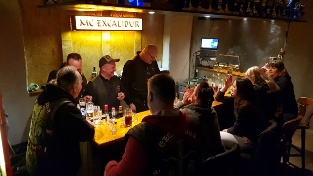 2019-04-12 MCE Pong Aufnahme - 20190412 224757