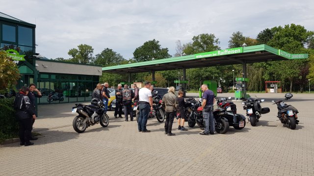 2019-08-09 MCE Spalier Hochzeit Diana - 20190809 141802