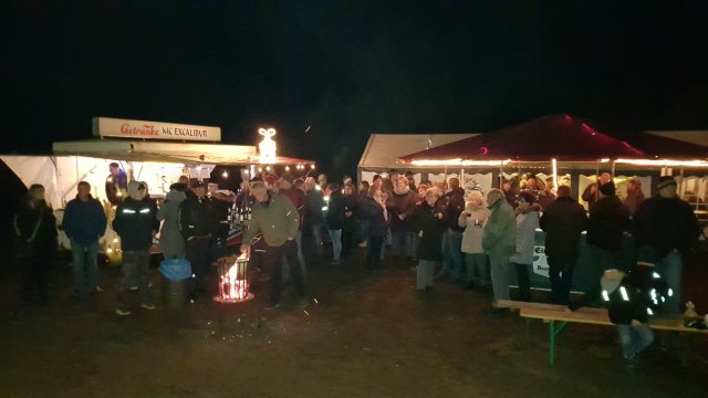 2019-11-30 MCE Adventsmarkt und Geb.Torsten - 20191130 181926