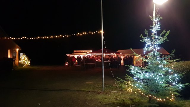 2019-11-30 MCE Adventsmarkt und Geb.Torsten - 20191130 182950
