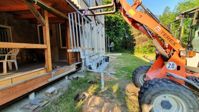 2021-06 Arbeitseinsatz Treppeneinbau - 20210602 195440