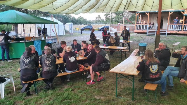 2021-07-31 MCE Sommertreffen Clubhaus - 20210731 205355