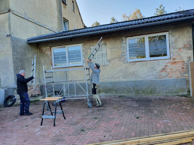 2021-10-09 MCE AE Wandverkleidung aussen - WhatsApp Image 2021 10 09 at 13.52.03