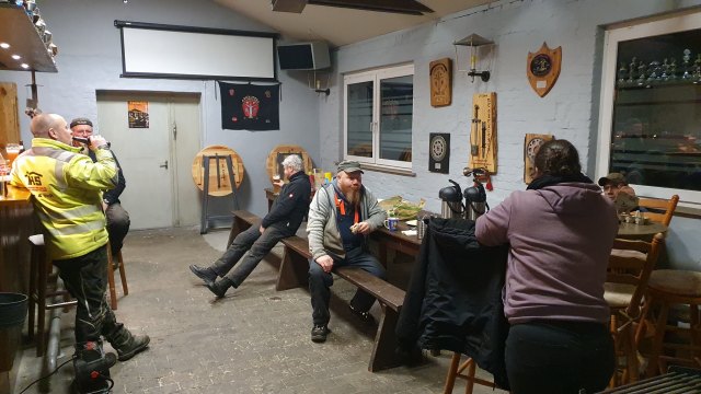 2021-12-27 MCE Brennholz - 20211228 170544