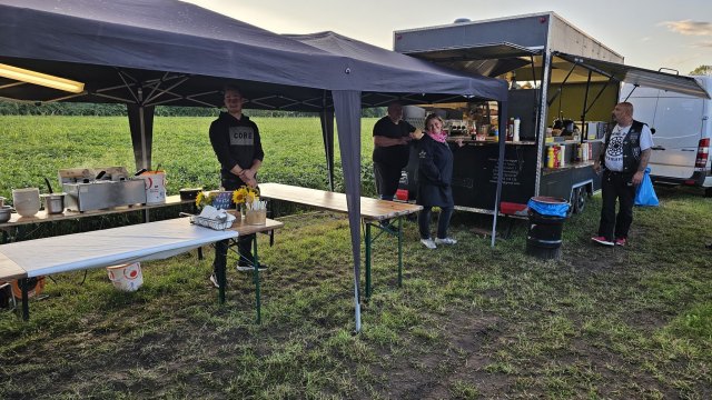 2023-08-05 MCE Sommertreffen 2023 - 20230804 203225