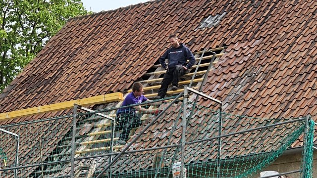 2024-04-13 Arbeitseinsatz Clubhaus Giebel - 20240413 153027