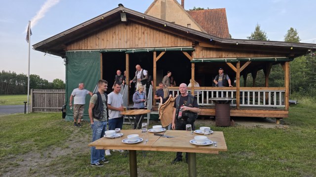 2025-06-20 Prospektparty - 20250620 212504