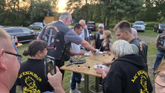 2025-06-20 Prospektparty - 20250620 214344